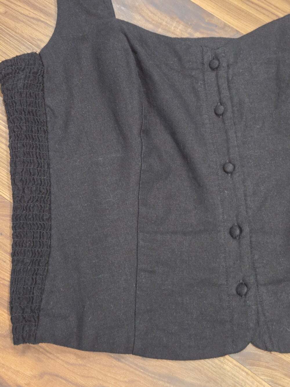 Old Navy Black Linen Blend Bodice Vest Tank Top Sz L Smocked Side Square Neck - Picture 3 of 9
